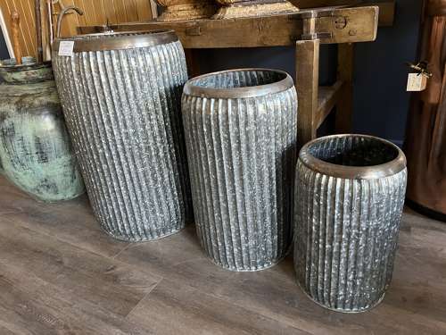 Galvanised planters  Zinc garden pots - Image 10