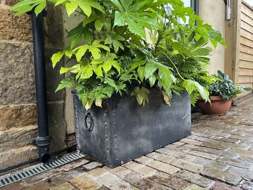 Galvanised planters  Zinc garden pots - Image 3