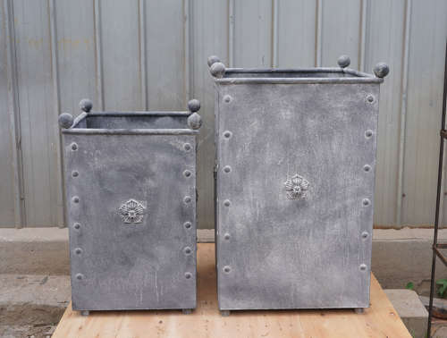 Galvanised planters  Zinc garden pots - Image 8