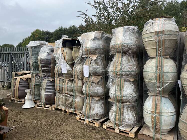 Olive jars in stock - Image 7