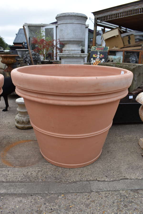 Ex Large Terracotta pots - Italian terracotta pots 110 cm dia
