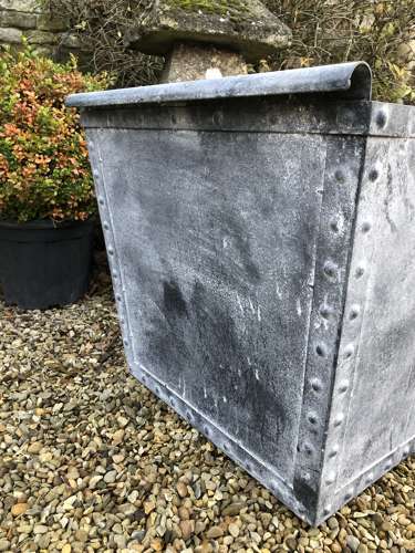 Large Galvanised Tanks - Water trough - Metal Garden Planters