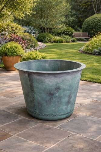 Large Copper Effect Iron planter - Verdi Green Riveted Planter