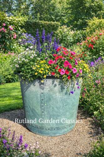 Large Copper Effect Iron planter - Verdi Green Riveted Planter
