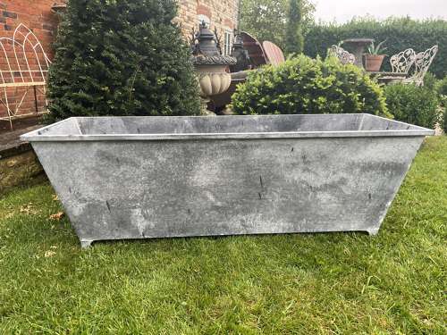 Galvanised Trough - Zinc Planter with ring handles 123 cm