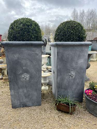 Tall Tapered Galvanised Planter 90 cm - Zinc planters