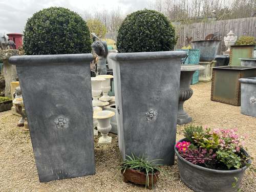 Tall Tapered Galvanised Planter 90 cm - Zinc planters