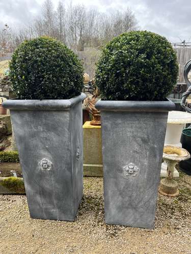 Tapered Galvanised Planter 85 cm - Zinc planters