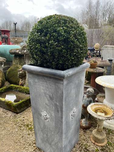 Tapered Galvanised Planter 85 cm - Zinc planters