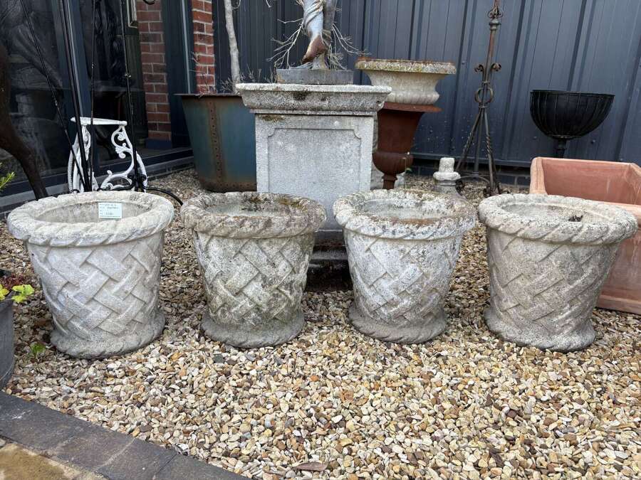 Set of 4 stone planters