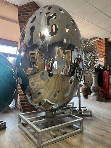 Stainless steel sculpture - garden sculpture - statue in stainless steel