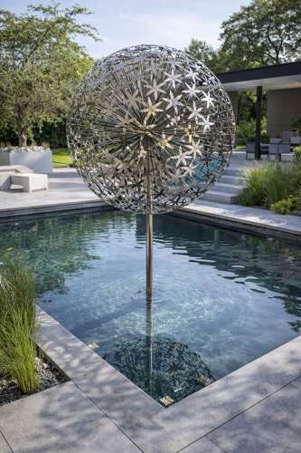 Stainless steel Allium sculpture - stainless steel sculpture