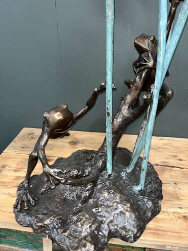 Bronze water feature - bronze sculpture of frogs and waterlillys