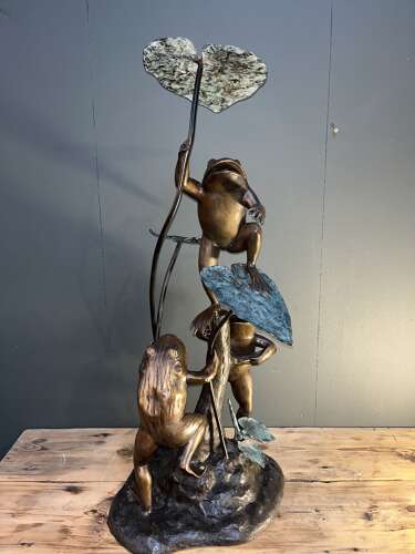 Bronze frogs ornament - bronze water feature