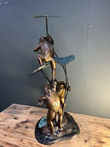 Bronze frogs ornament - bronze water feature