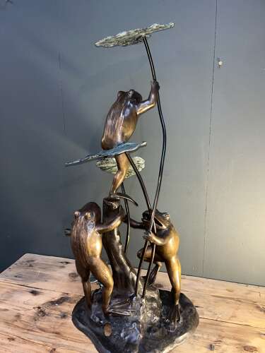 Bronze frogs ornament - bronze water feature
