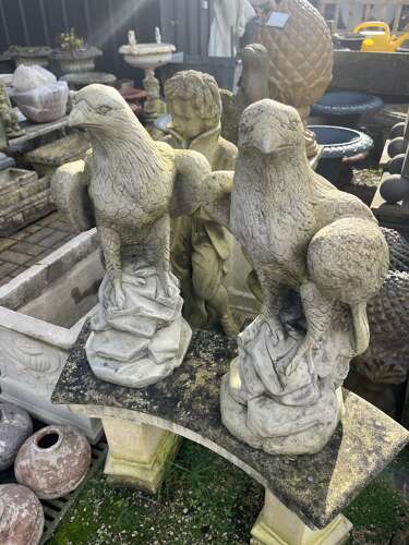 Pair of stone eagles 60 cm