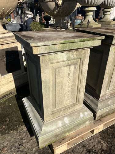 Pair of Large stone plinths by Haddonstone 100 cm