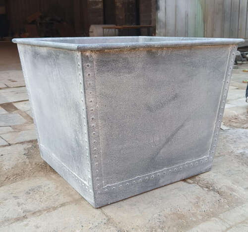 Ex Large Saxon planter 75 cm sq Heavy Duty