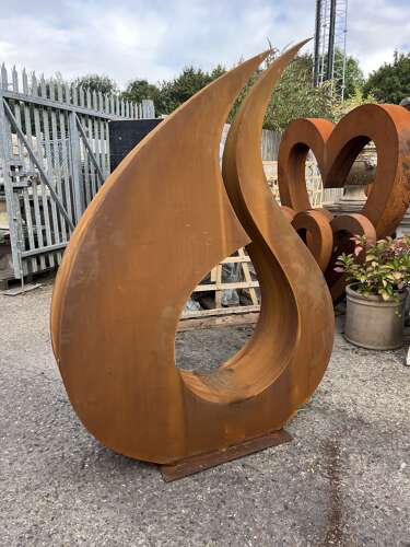 Corten steel sculpture - rusty metal garden sculpture