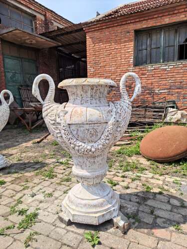 Pair of cast iron urns - pair cast iron swan vases 115 cm