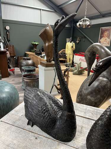 Pair of bronze swans - swan sculpture in bronze
